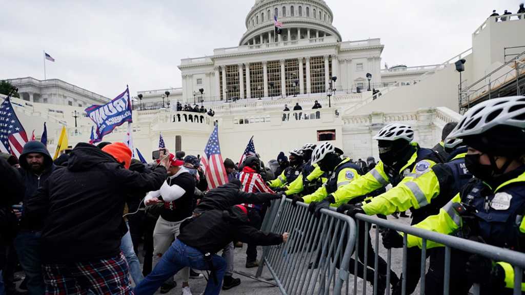 FBI Agents Investigating Jan. 6 Riot Sue Trump’s Justice Dept. Amid Rising Retaliation Concerns