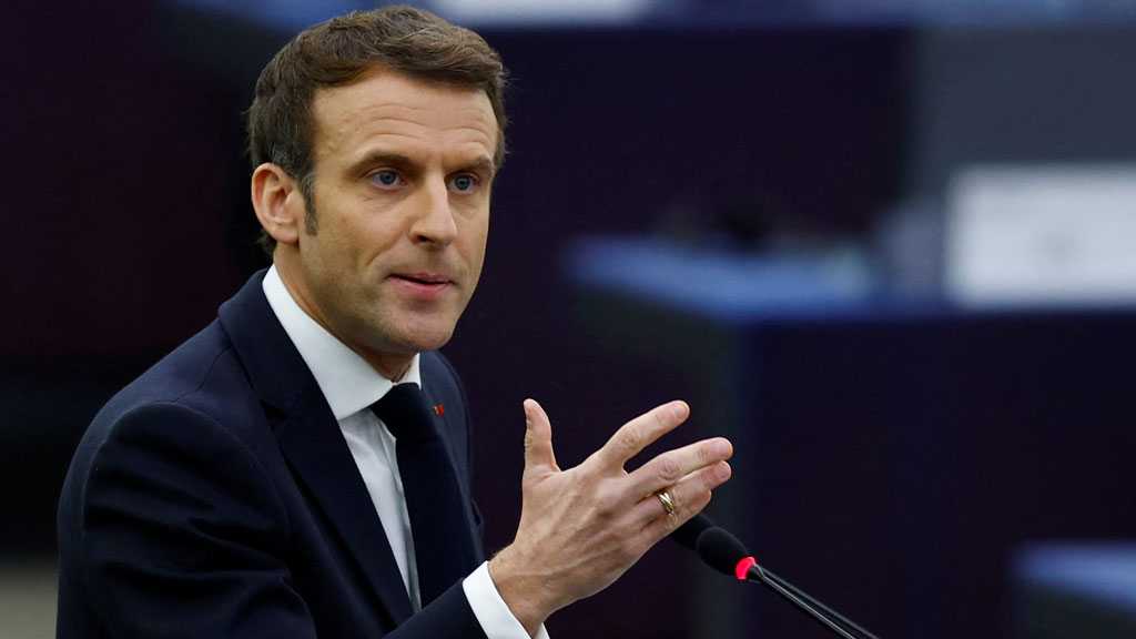 Macron Warns of Russian Threat, Calls for Stronger EU Defense