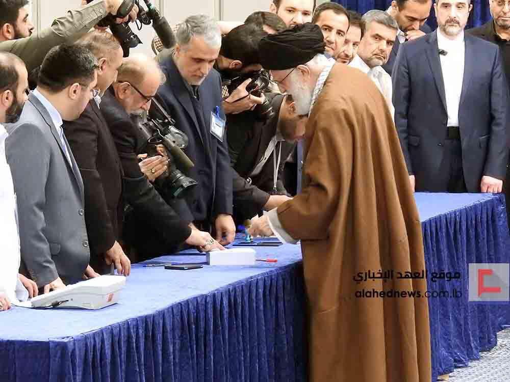 Imam Khamenei Votes in 11th Parliamentary Elections 